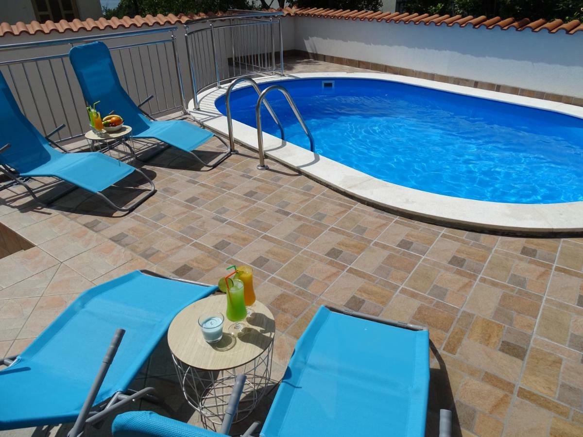 Apartments Villa Maria Crikvenica Exterior foto