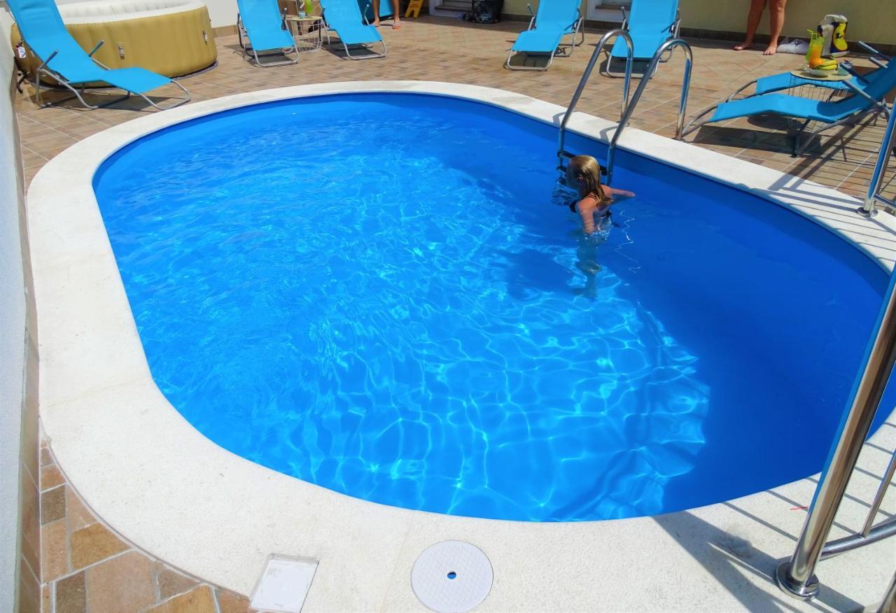 Apartments Villa Maria Crikvenica Exterior foto